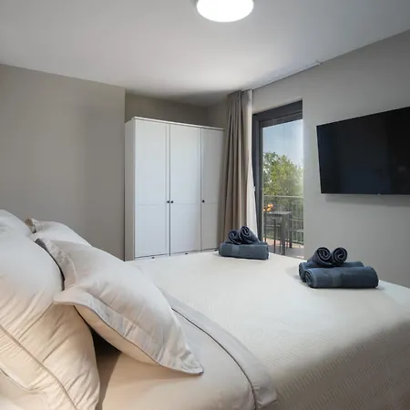 Zara Villa