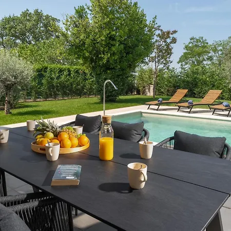 Zara Villa Porec