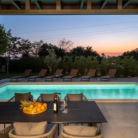 Zara Villa Porec